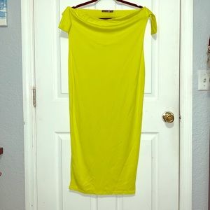 NWT Off the shoulder midi dress